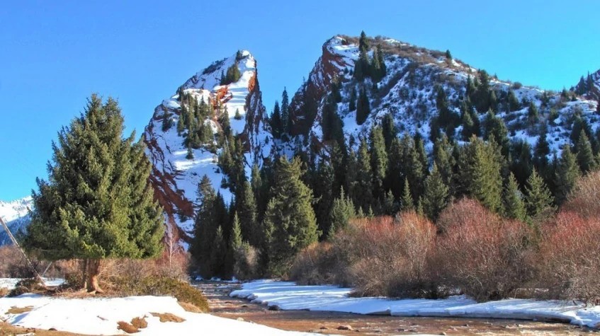 7 Days New Year Trip to Kyrgyzstan 2024 1