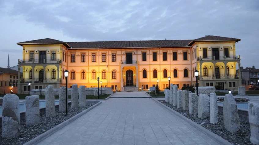 Daily Corum City Tour 1