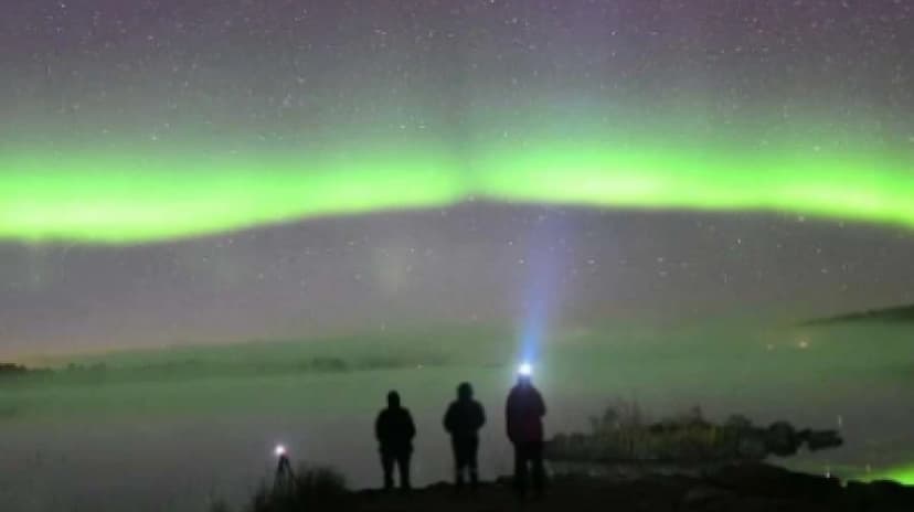 Hunting Northern Lights with Lappish Barbecue 3