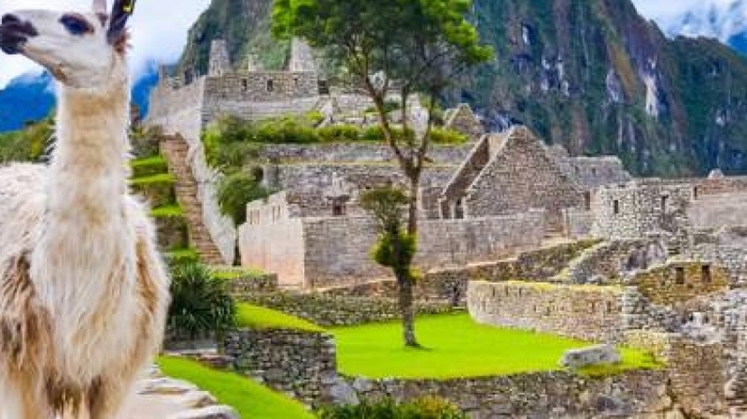 5-Day Cusco Tour – Sacred Valley, Machu Picchu & Rainbow Mountain 4