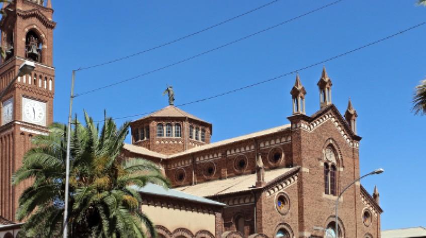 4 Days Tour Asmara and Massawa 4 Days Tour Asmara and Massawa