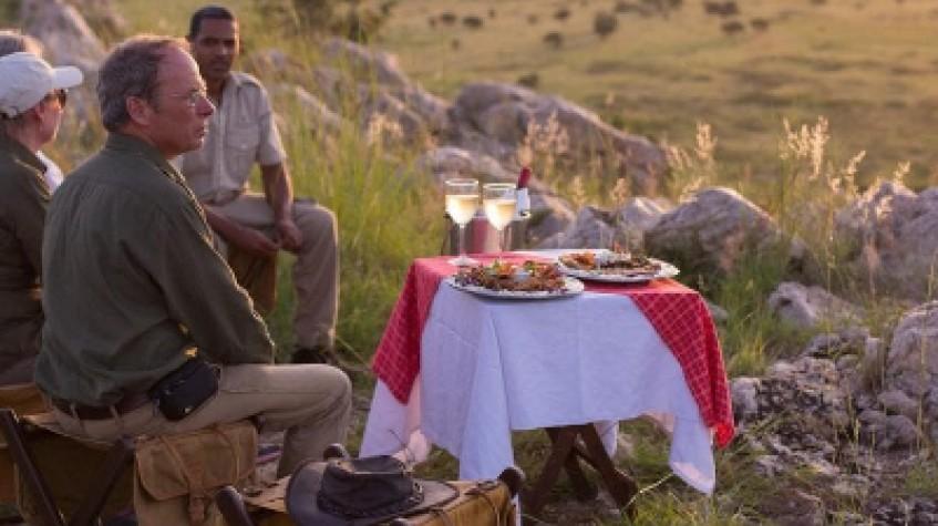 3 Days Safari Serengeti National Park and Ngorongoro Crater 3 Days Safari Serengeti National Park and Ngorongoro Crater