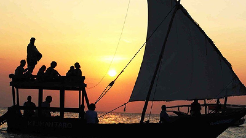 Romantic Dhow Sunset Cruise 1