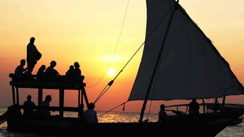 Romantic Dhow Sunset Cruise Romantic Dhow Sunset Cruise