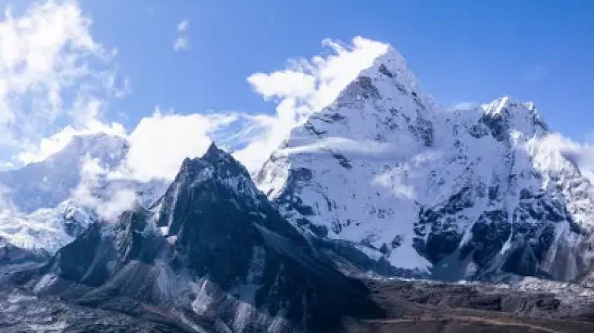 Island Peak Climbing With Everest Base Camp – 19 Days Island Peak Climbing With Everest Base Camp – 19 Days