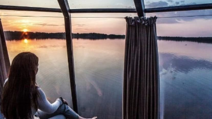 4 Day Finland Lapland Tour: Helsinki, Rovaniemi & Glass Igloo Stay 4