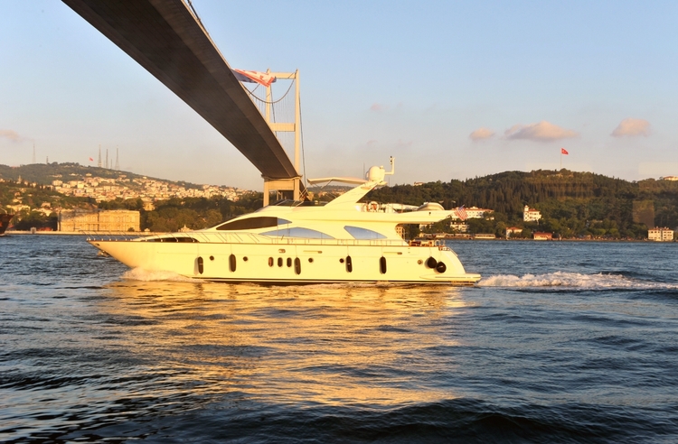 Bosphorus Dinner Cruise On a Private Yacht Tour 3 Hours