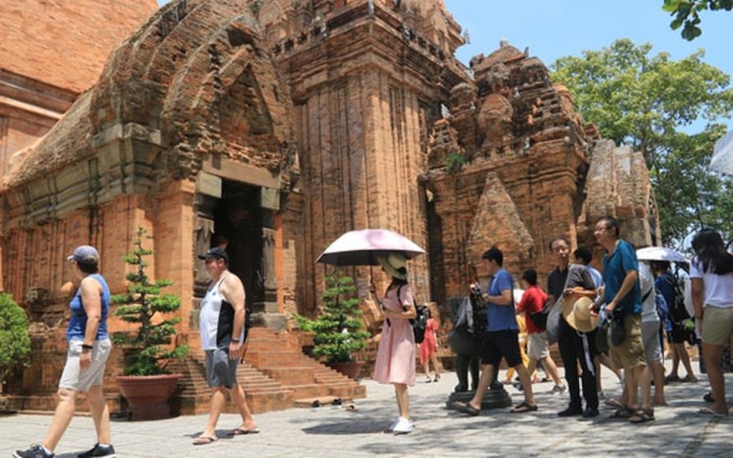 8 days Essential Vietnam package tour 3