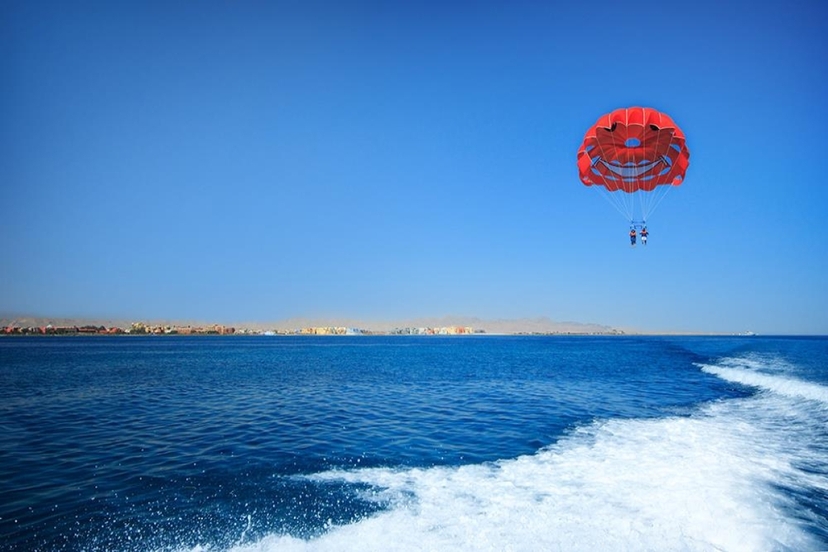 Egypt: 2-Hour Sharm El Sheikh Parasailing with Boat Ride Experience 3
