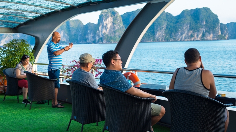 From Hanoi: Halong Bay Luxury Full-Day Trip by Boat 4