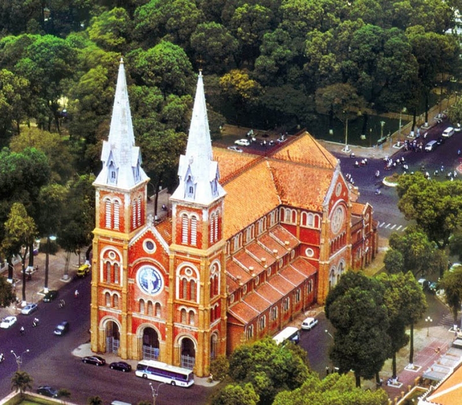 Half day Ho Chi Minh city tour 1