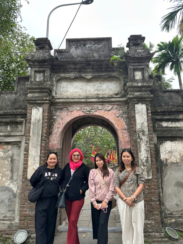 Hanoi Full day Explore by Jeep/Vespa/Motorbike/Bicycle 4