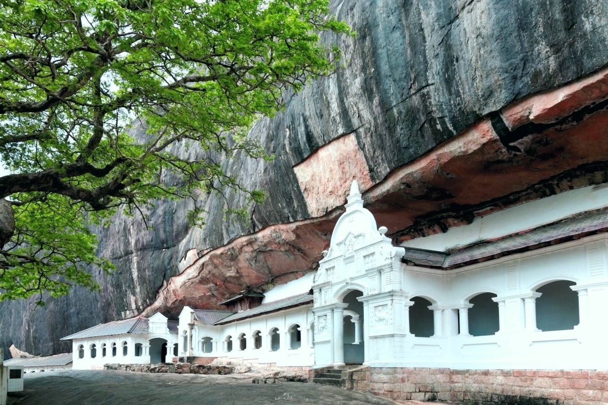 The Trilogy Polonnaruwa, Dambulla, Sigiriya Day tour from Colombo 1