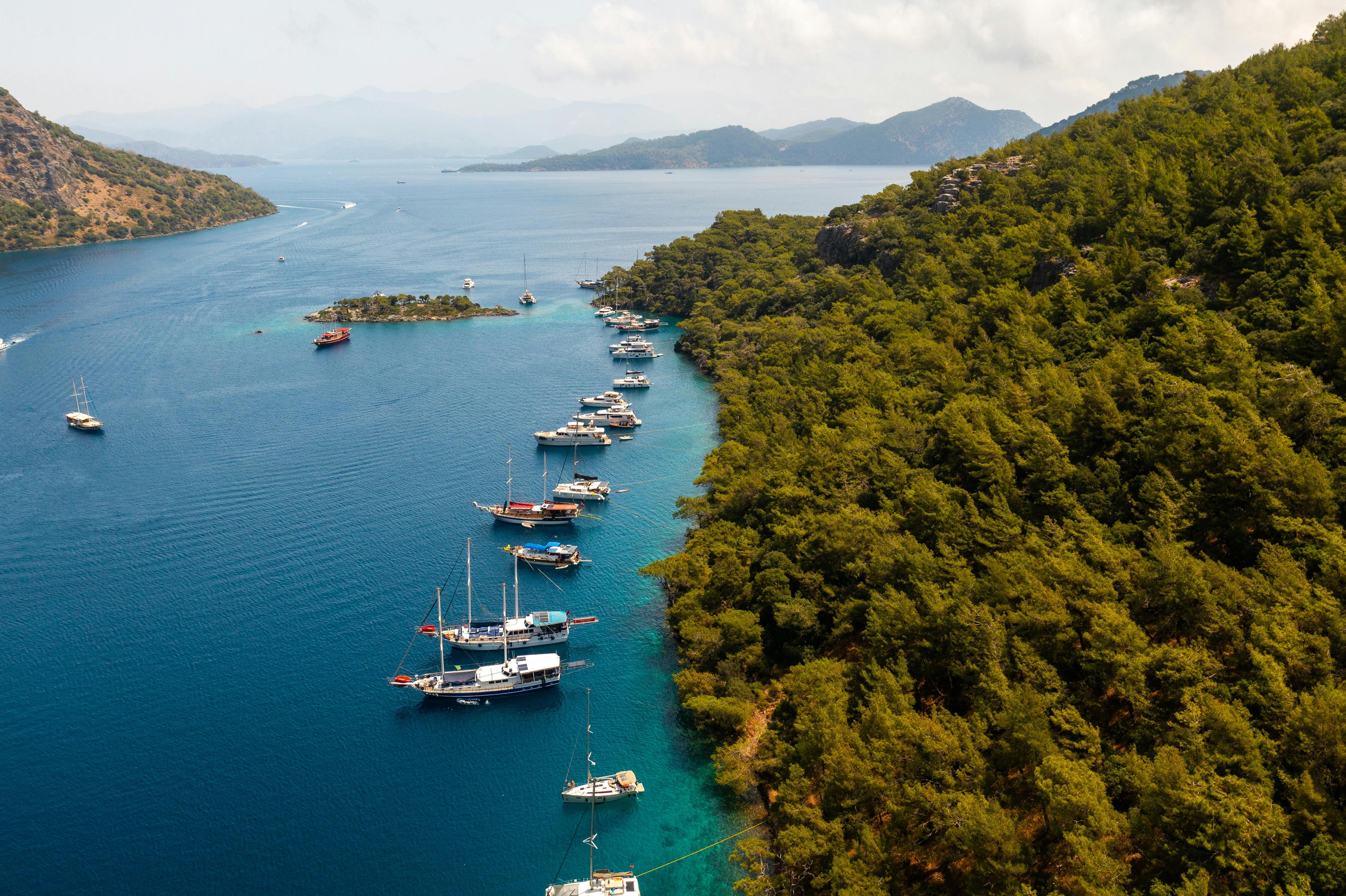 From Hot Air Balloons to Blue Cruises: Bucket List Experiences in Türkiye