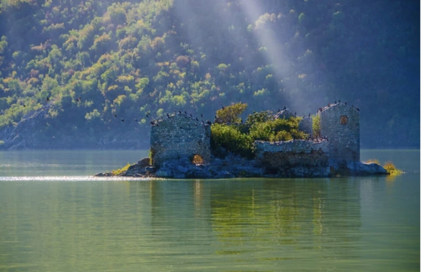 Fascinating Lake Skadar 4