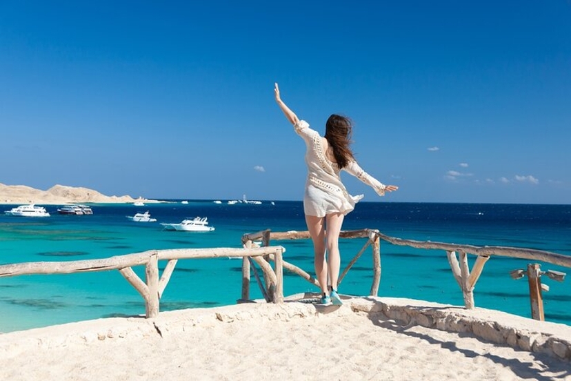 Hurghada Day Trip To Hula Hula Island With Snorkeling and Lunch. 3