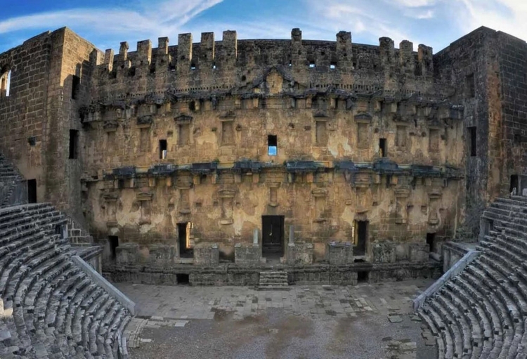 Daily Perge-Aspendos-Side Cities Tour from Kemer