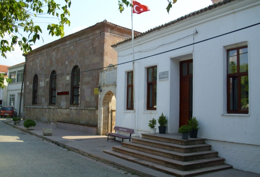 Main Image
