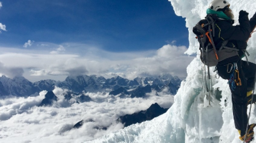 Ama Dablam Expedition – 33 Days