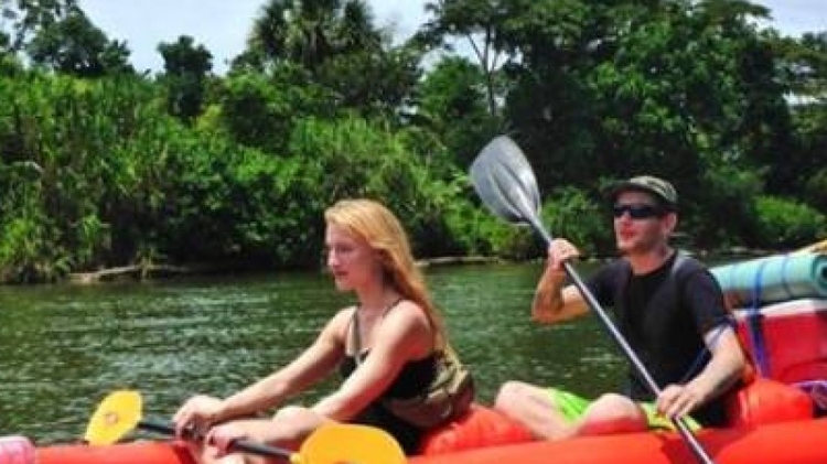 Ecuador Camping  & Jungle River Paddle  4 Days Tour