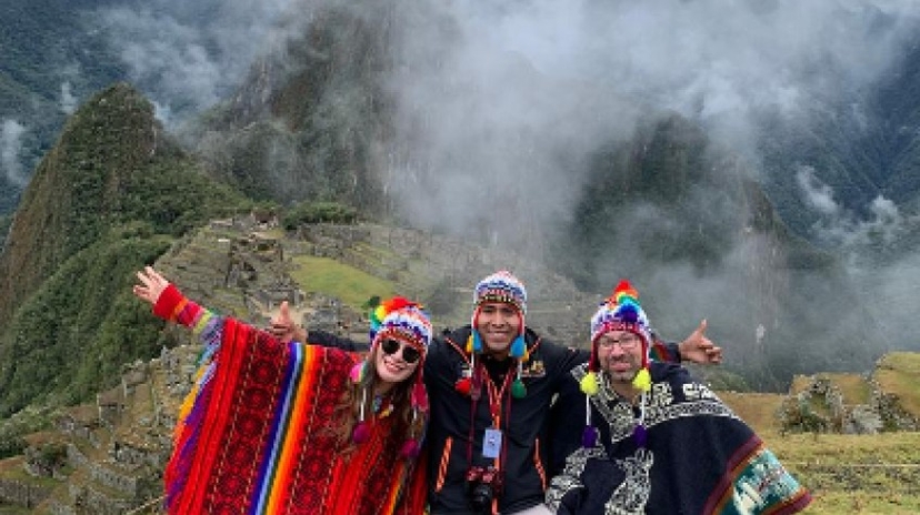 Cusco Magic 4Days (City Tour Cusco, Sacred Valley, Machu Picchu) 4