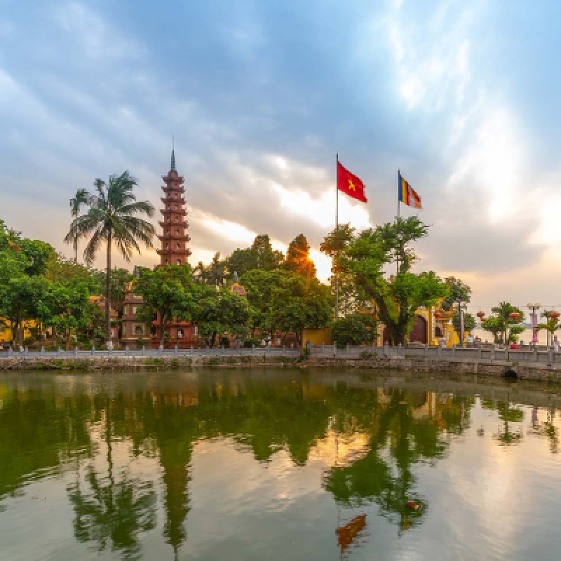 Hanoi - Halong - Danang - Hoian - Saigon - Muine (12 Days - 11 Nights) 1