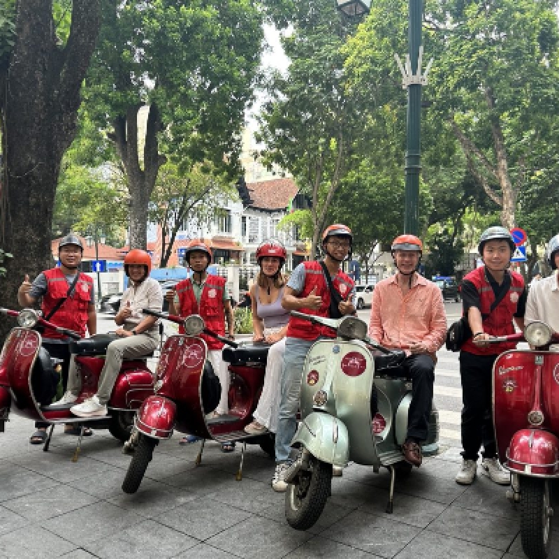 Hanoi Cultural Landmarks and Cuisine Adventure: Authentic Vintage Vespa Morning Tour 2