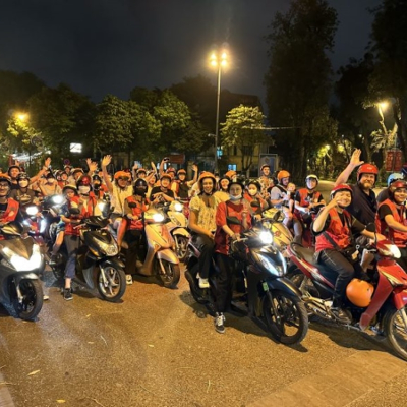 Hanoi By Night Foodie Motorbike Tour 9