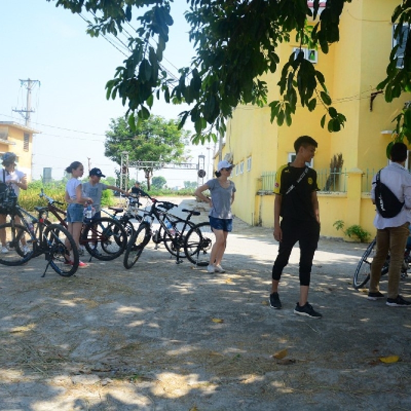 HALF DAY MORNING HANOI CITY BICYCLE TOUR 2
