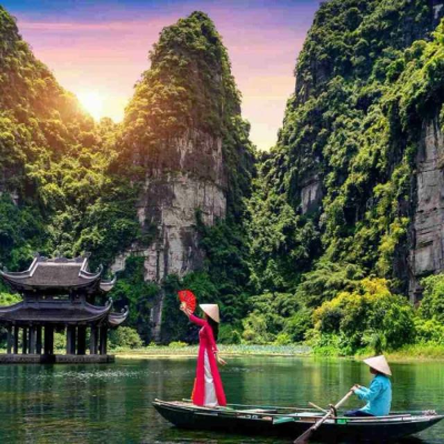 Exclusive Ninh Binh Cycling Boat Tour Luxury Small Group Experience