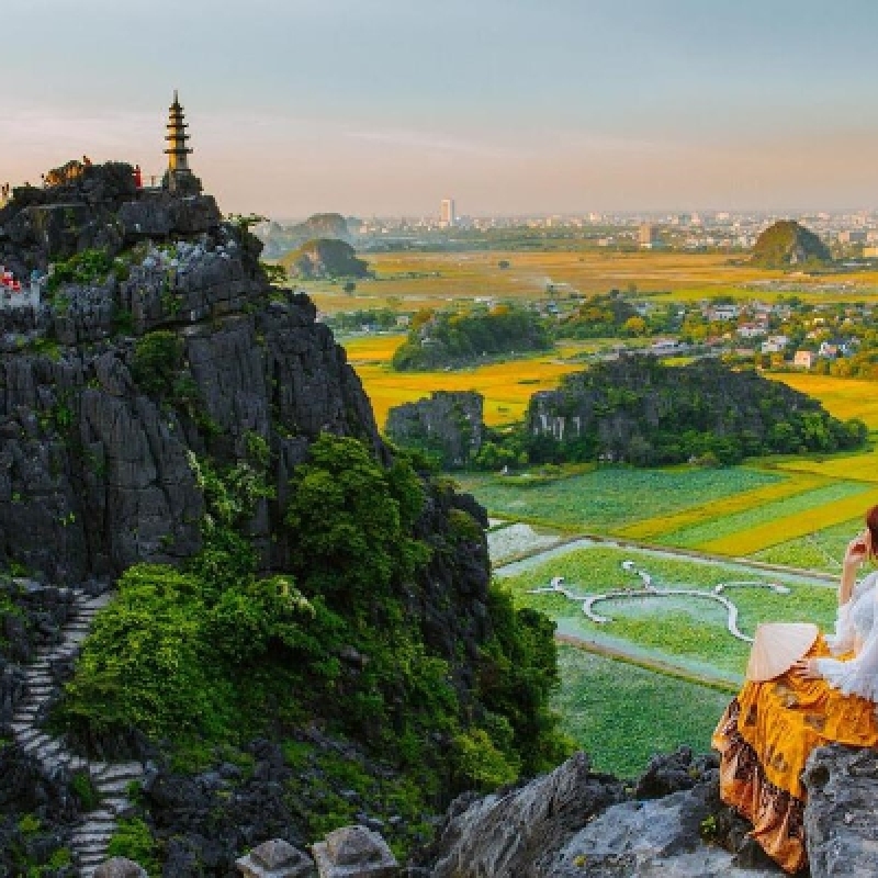 Hanoi to Ninh Binh Luxury Small Group Day Tour with Hoa Lu Tam Coc Cycling 6