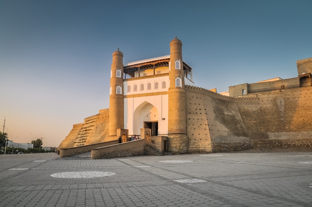 Blue domes in the heart of Central Asia 4