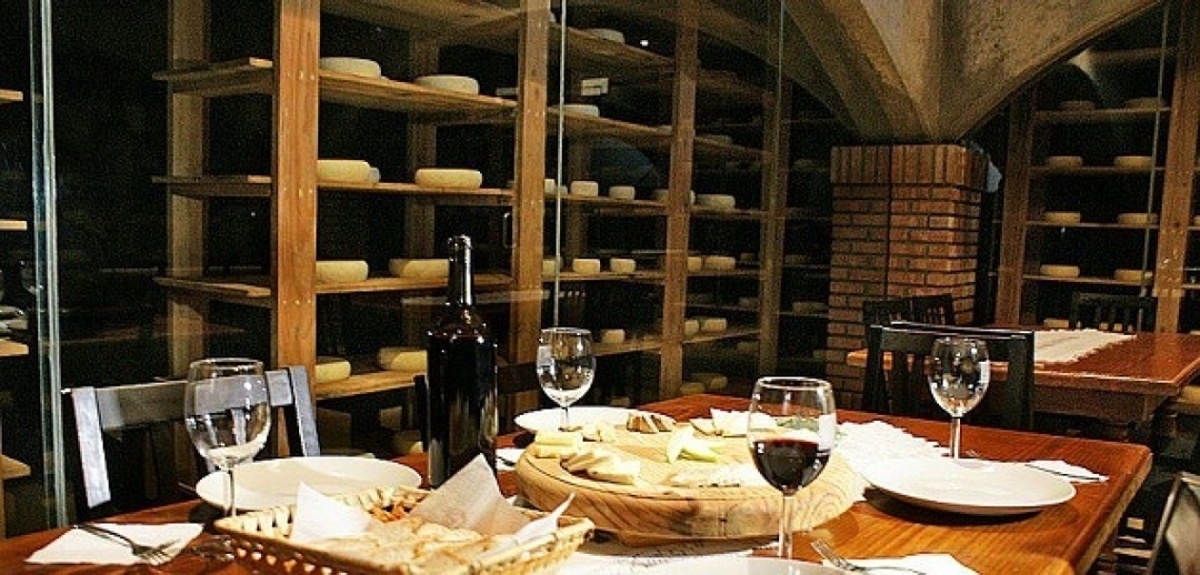 Cheese & Wine Route Tour – Ojos Negros Valley 9