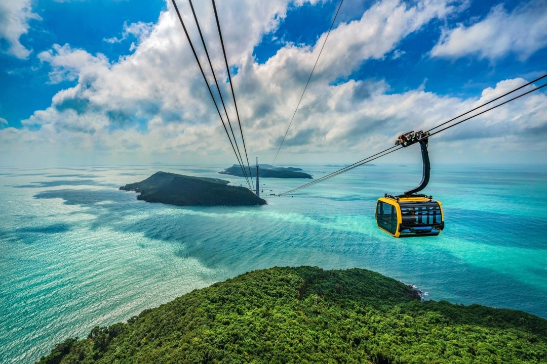 HON THOM CABLE CAR & 3-ISLAND TRIP BY BOAT 5