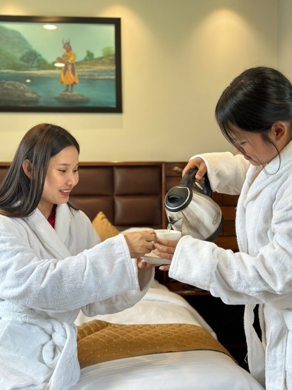 Bhutan- Special Ladies Gateaway 2