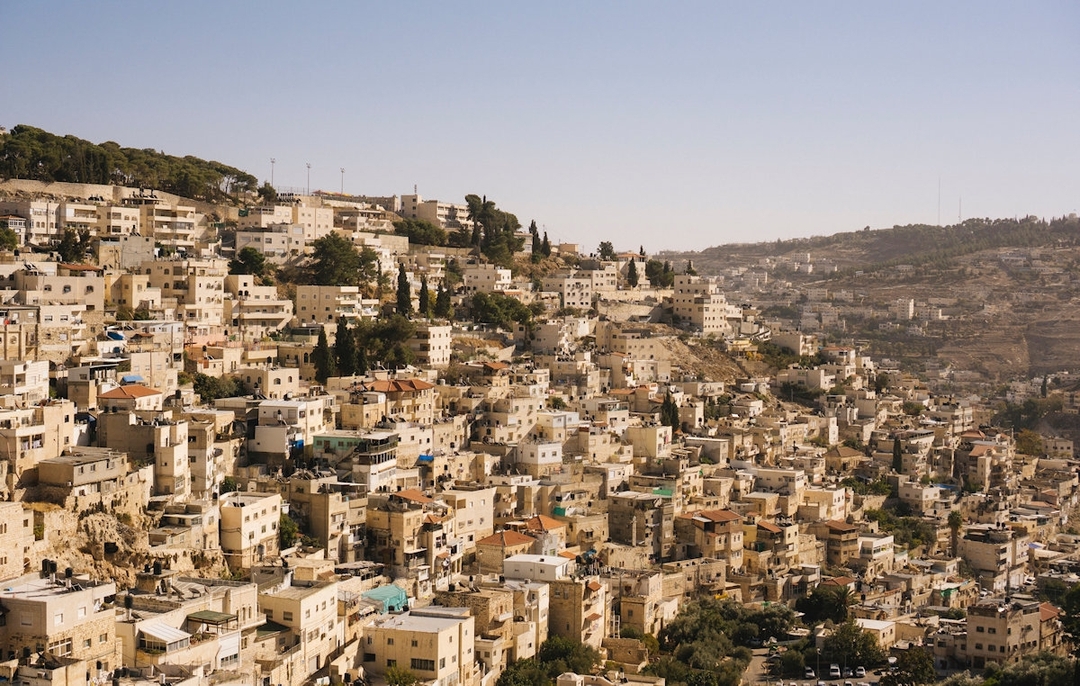 The Pilgrimage from Egypt to Israel in Six Days 1