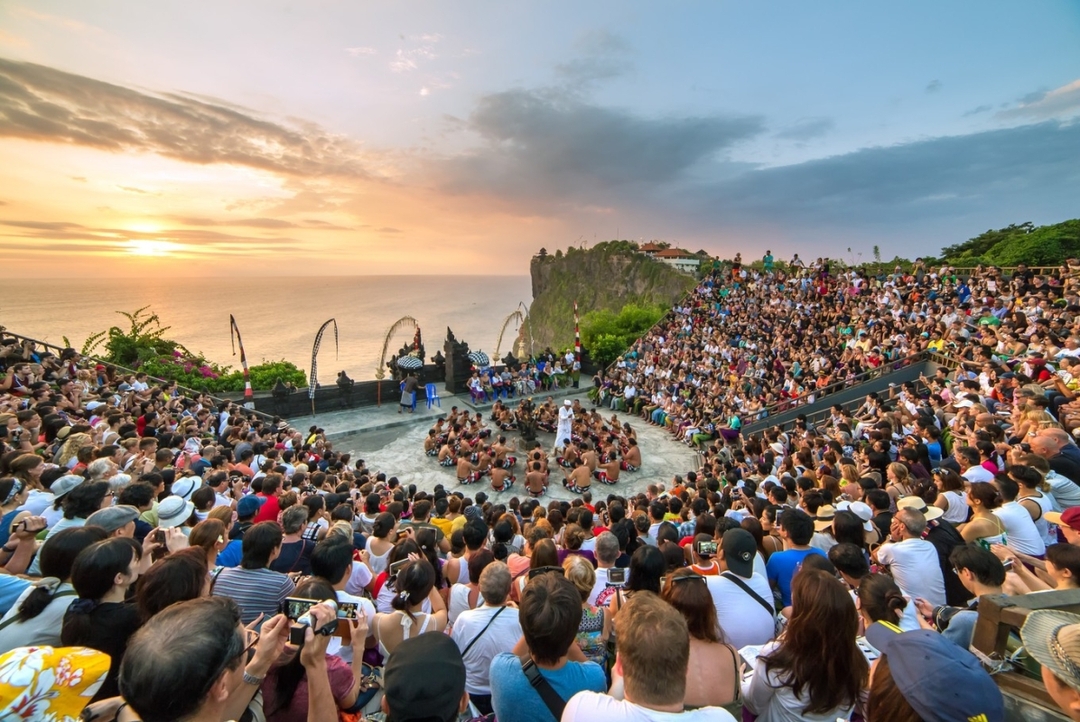 Uluwatu Temple & Kecak Fire Dance Show (Include All Tickets) 1