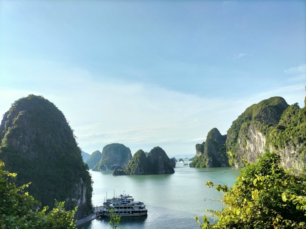 Ha Long Bay full day tour with Luxury Cruise from Hanoi 5