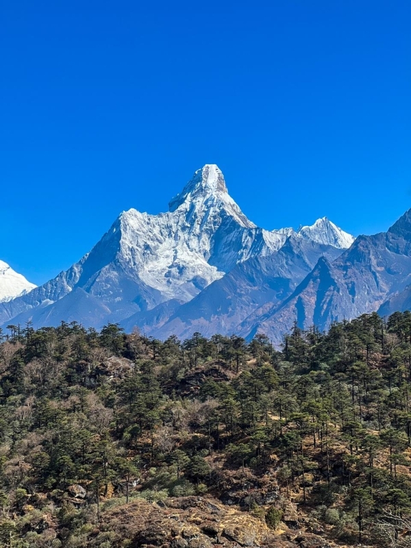 Fully Guided Trek to Everest Base Camp - 14 Days 9