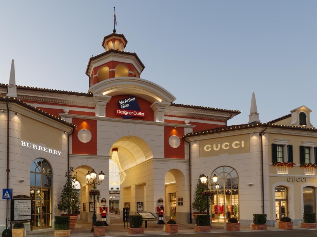 Serravalle Designer Outlet from Milan 2