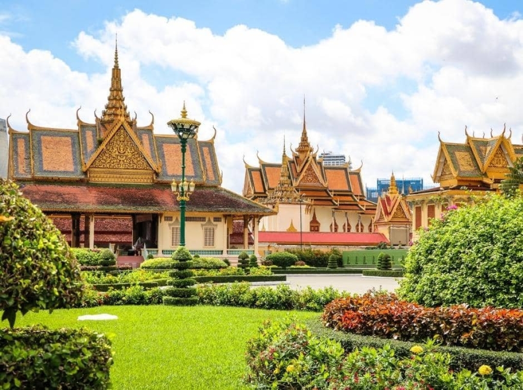 Explore Phnom Penh City 3 Days/2 Nights 2