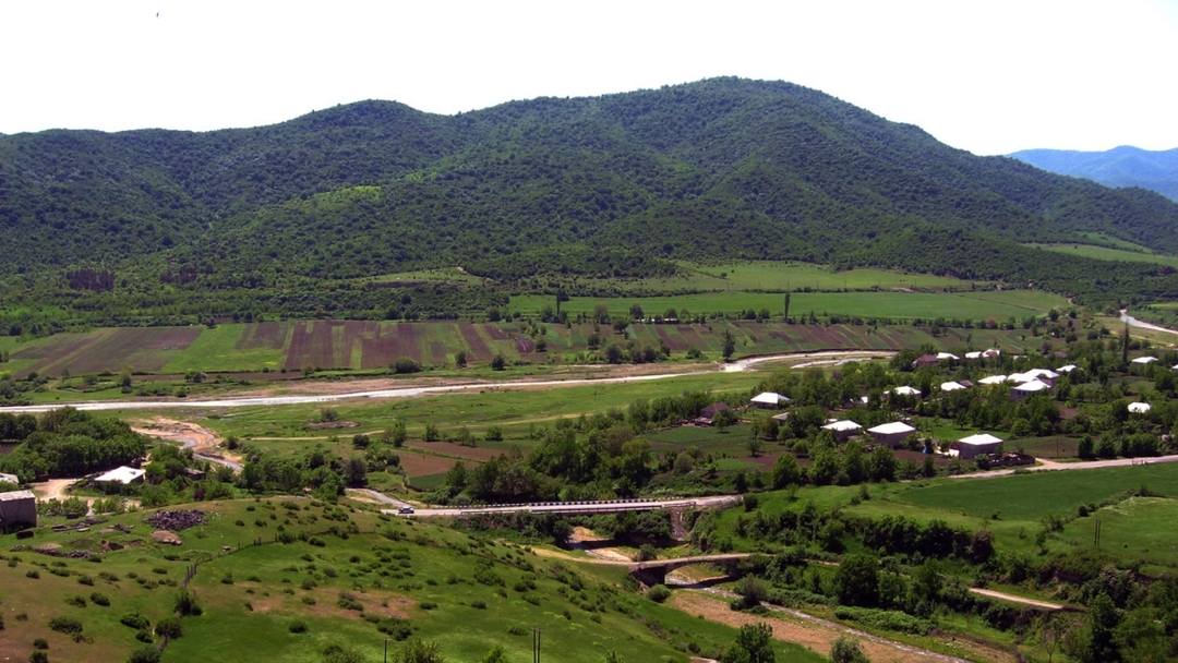 Dmanisi, Bolnisi & Tsugrugasheni Tour from Tbilisi – Ancient Archaeological Sites 4