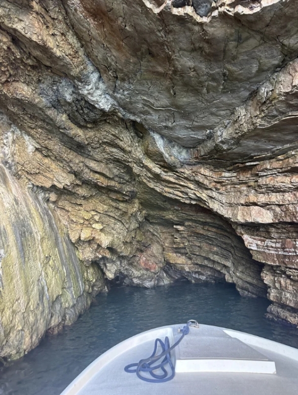 Budva & Hawaii Island Private Tour 3