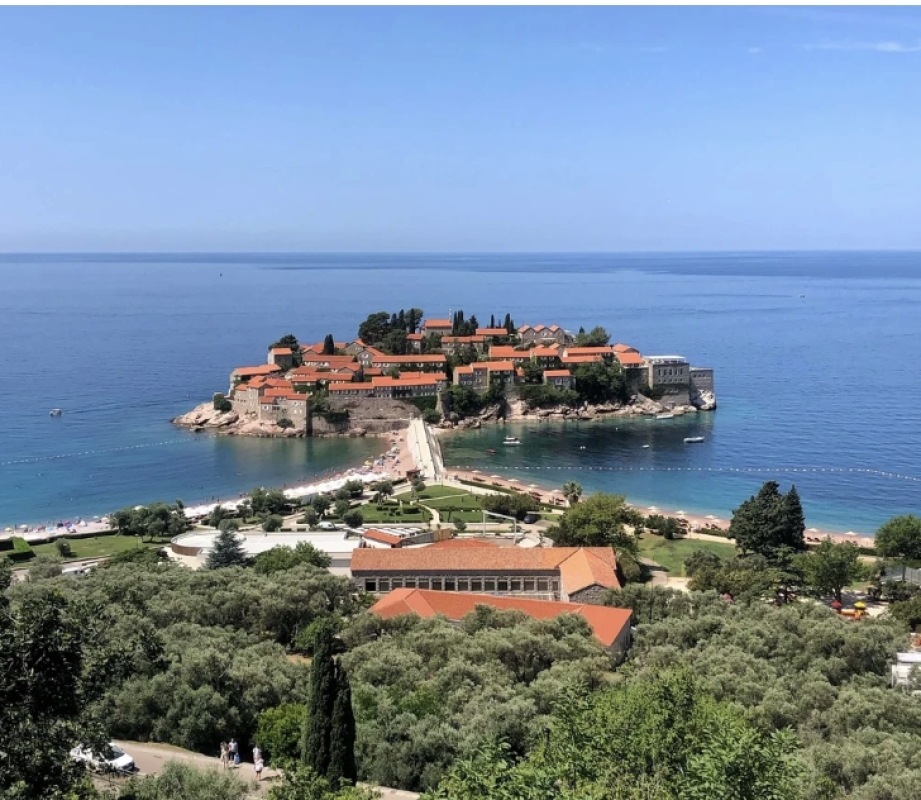 Budva: Enchanting Mediterranean 10