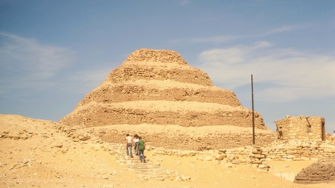 Full Day Tour in Giza pyramids, Sakkara and Memphis 5