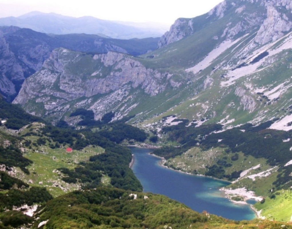 5 HIKING TOURS, ACCOMODATION IN AN ETHNO VILLAGE FOR 6 NIGHTS 7