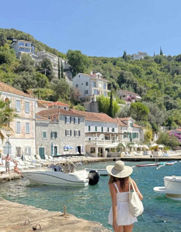 Your Private Yacht in Boka Bay 9