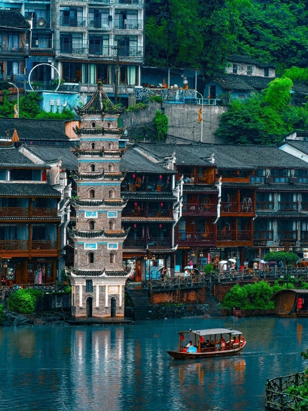 6D5N Tour in Zhangjiajie + Tianmen Mountain + Fenghuang Ancient Town 3