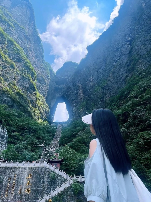 6D5N Tour in Zhangjiajie + Tianmen Mountain + Fenghuang Ancient Town 5