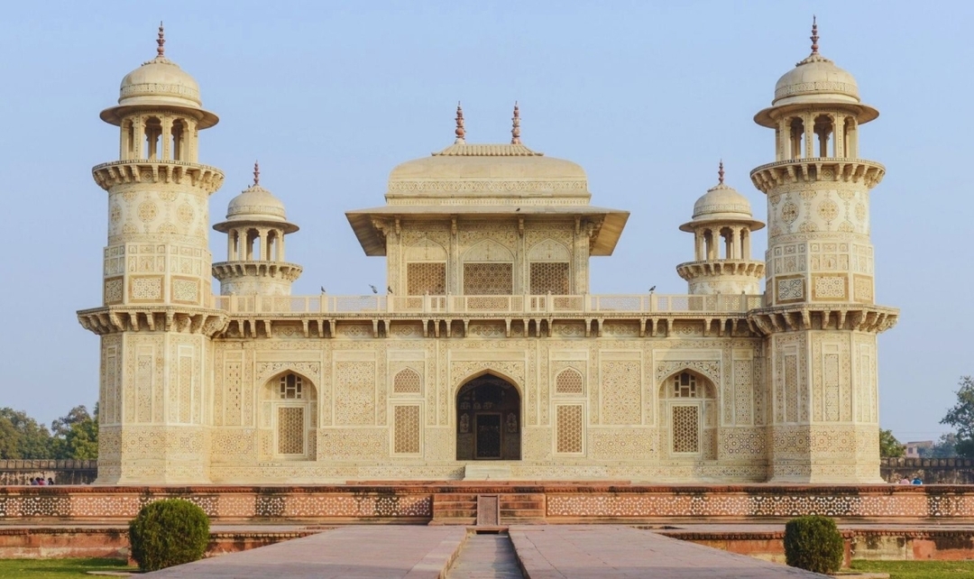 Golden Triangle Tour with Ajanta & Ellora Caves 7